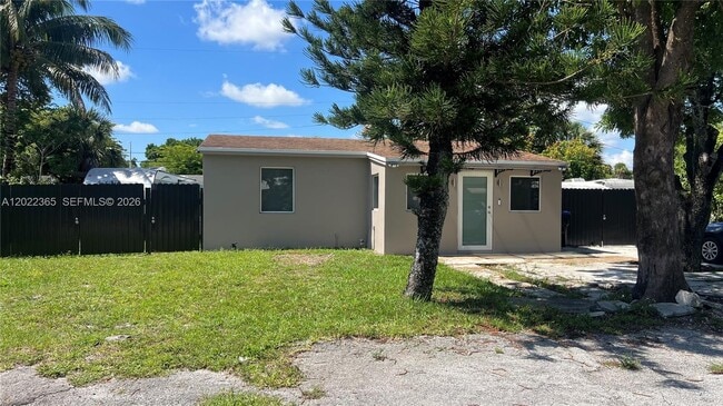 Building Photo - 2330 NW 13th St