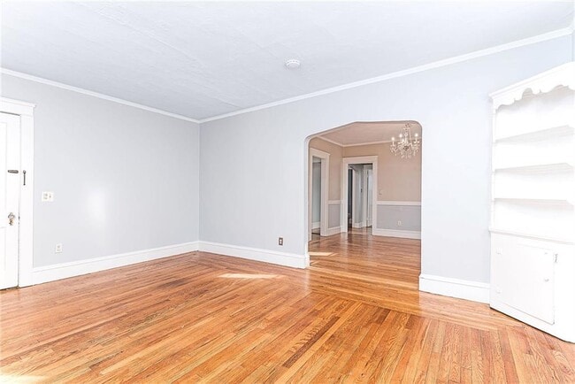 Building Photo - 30 Taft Ave