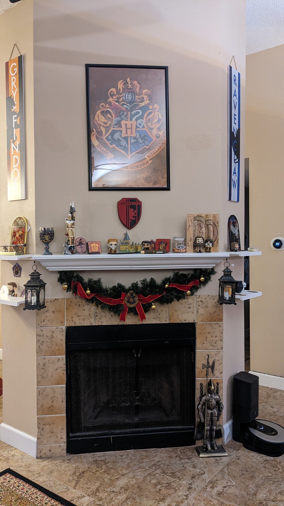 Indoor central fireplace - 3718 Powers Ridge Ct