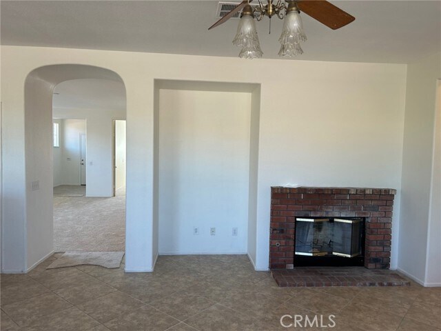 Building Photo - 35921 Camelot Cir