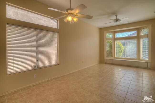 Building Photo - 78237 Willowrich Dr