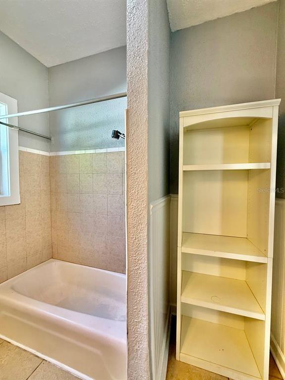 Building Photo - 1216 E 24th Ave