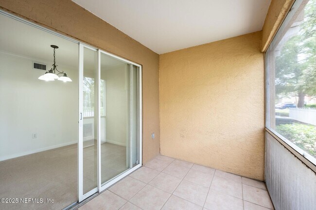 Building Photo - 10075 Gate Pkwy N