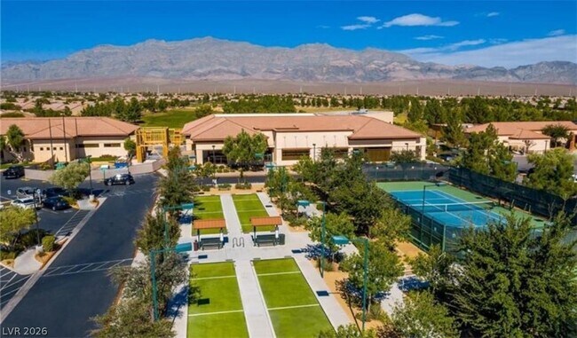 Building Photo - 2205 Willow Wren Dr