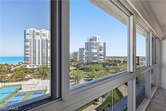Building Photo - 4041 Gulf Shore Blvd N