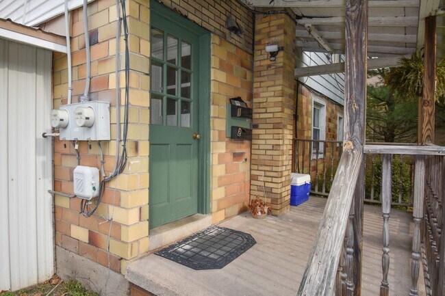 Building Photo - MT20