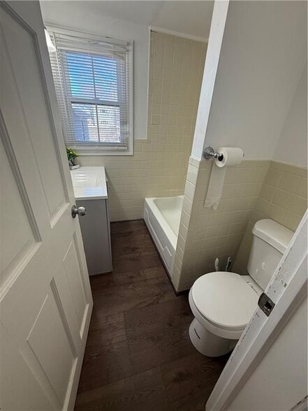 Building Photo - 32 Dearborn St