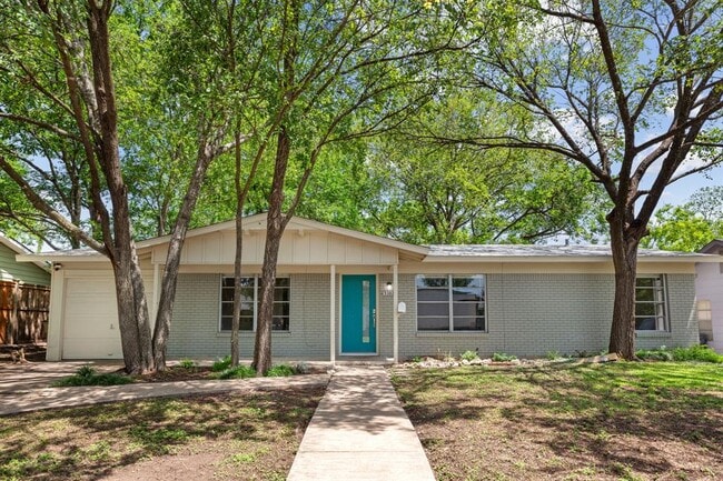 Primary Photo - 5302 Robinsdale Ln