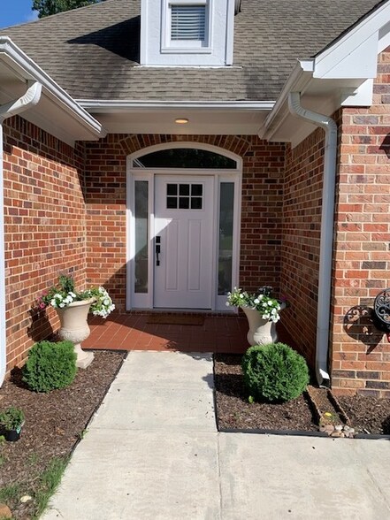 Front Entry - 6080 Terrace Hills Dr