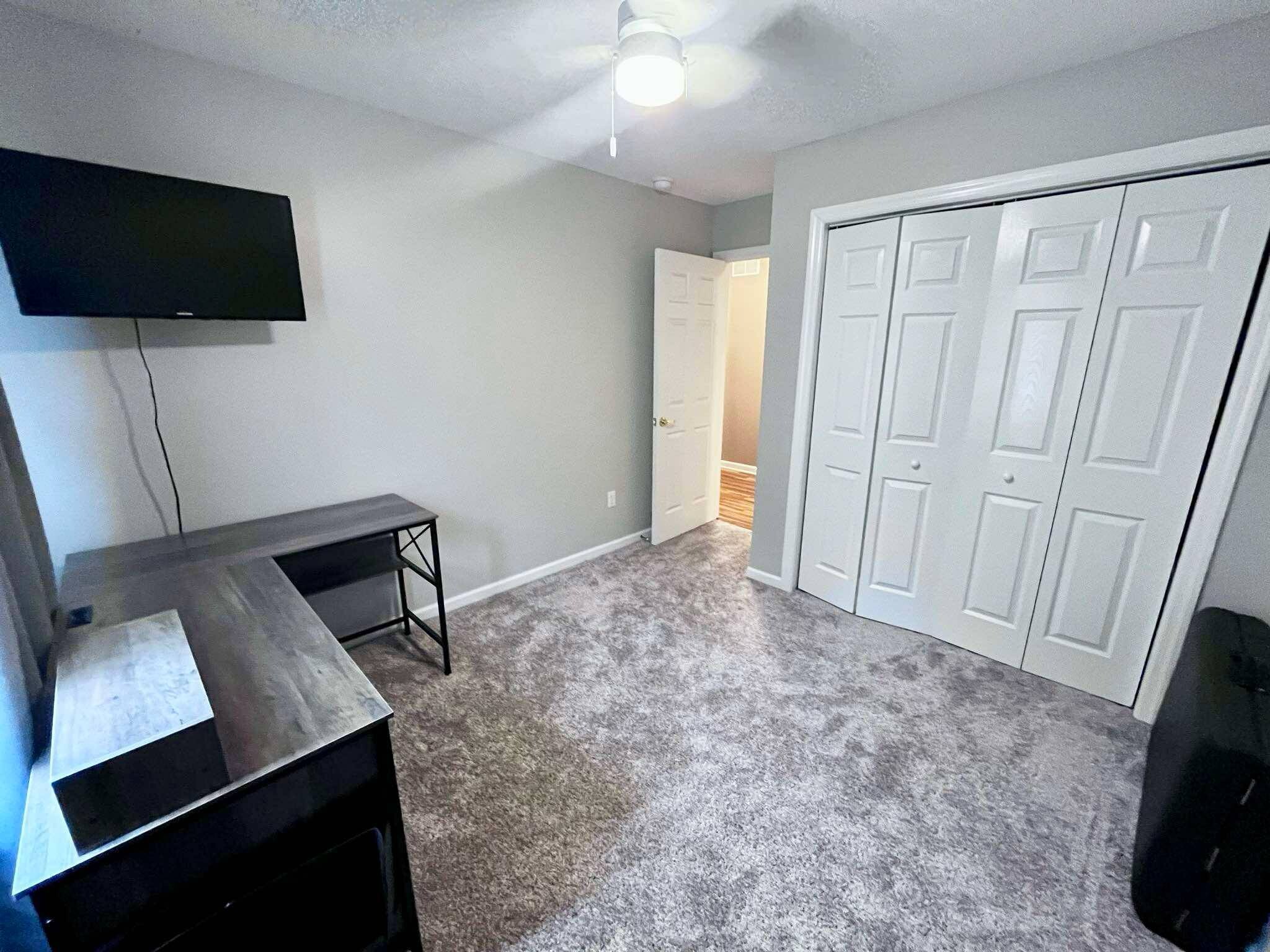 3 bedroom - 250 Donna Ave