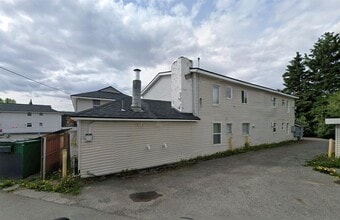 Building Photo - 1303 W 23rd Ave