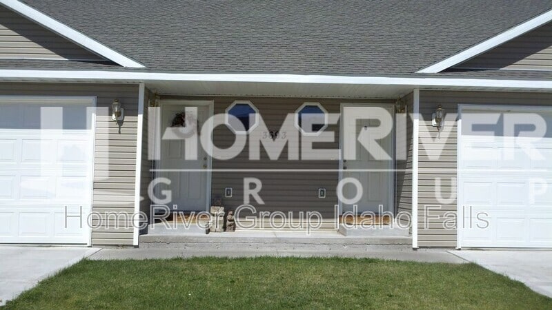 Building Photo - 3693 Deloy Dr