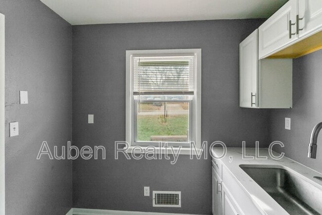 Building Photo - 3143 Puckett Rd