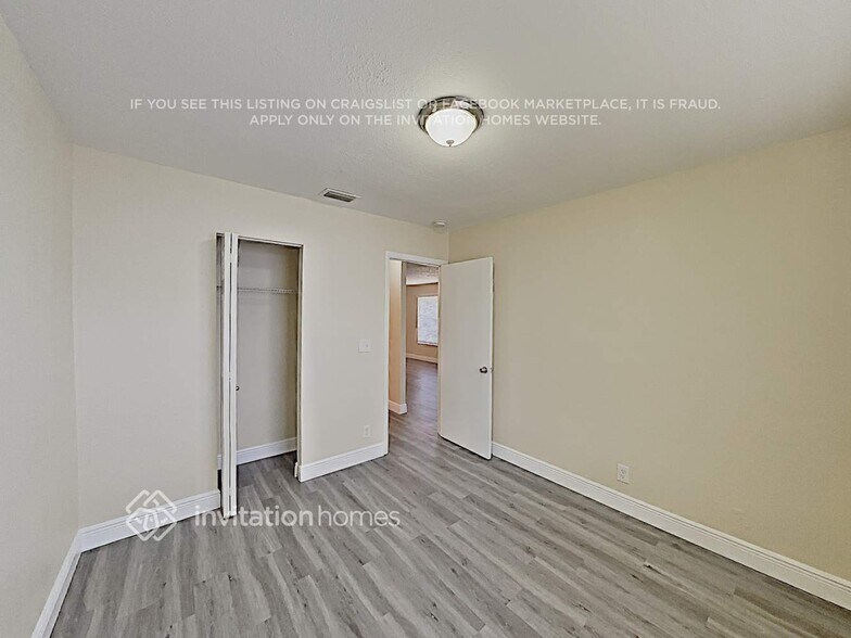 Building Photo - 4582 Carthage Cir N