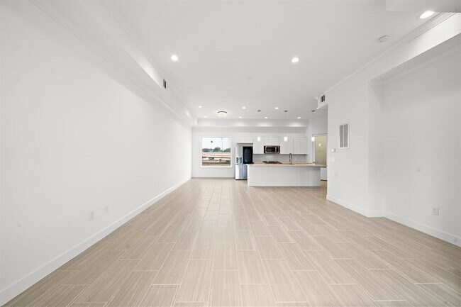 Building Photo - 4611 Nett St