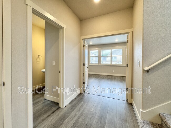 Building Photo - 14419 SW 168th Ave