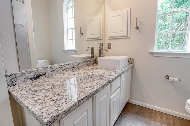 Building Photo - 5818 Pebble Bank Ln