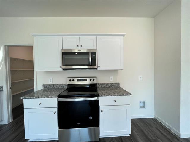 Building Photo - 786 Yorkshire Dr