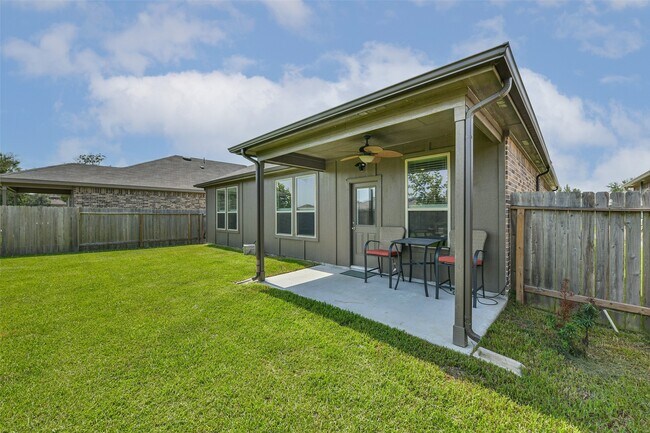 Building Photo - 339 Friesian Ct