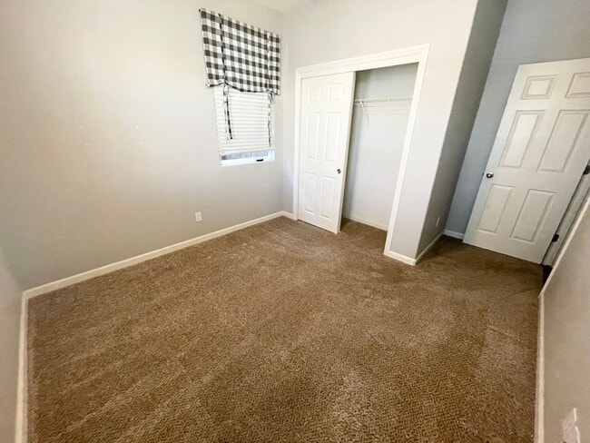 Building Photo - $2,195 Ashlan & Leonard 3 bed Home, Clovis...