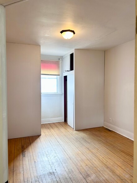 Second Bedroom - 212 7th Ave SE