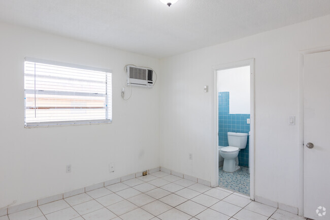 Interior Photo - Oceanmar Apartments