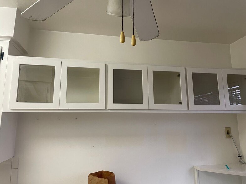 Building Photo - 4513 W 132nd St