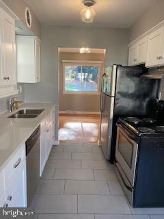 Building Photo - 704 Kings Ln