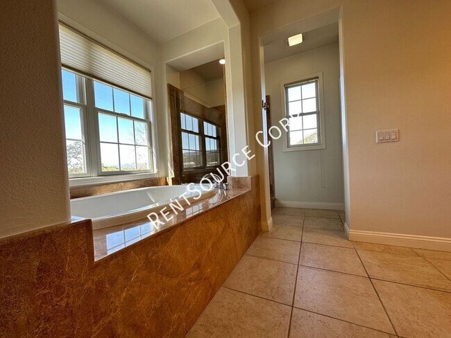 Building Photo - 26991 Timberline Terrace