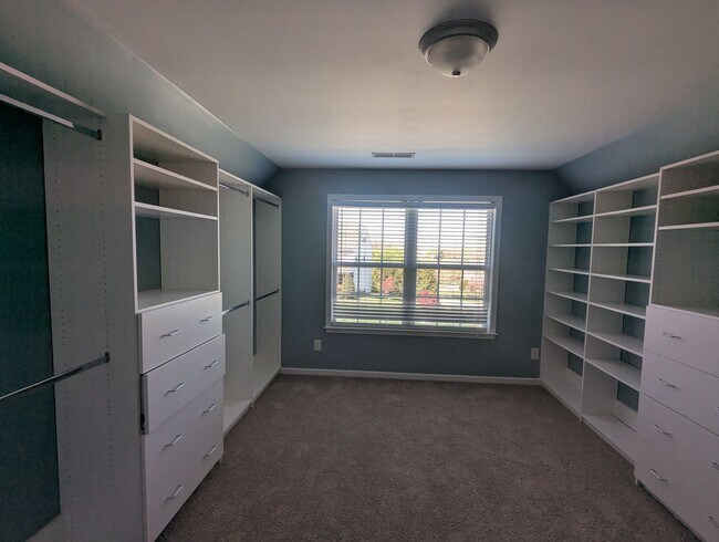 Building Photo - Harrisburg with Large Fenced-In Yard, Small Private Pool/Spa and Putting Green