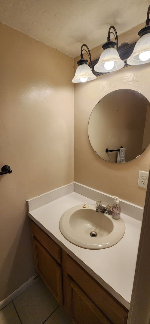 Building Photo - Southfork condos – charming 2-bedroom, 1.5-bath home