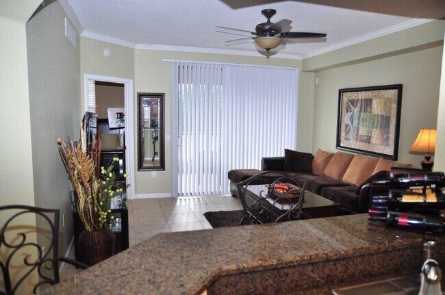 Building Photo - 12970 Positano Cir
