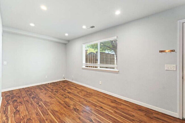 Building Photo - 4605 36th St