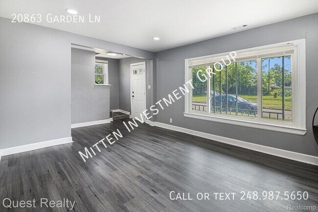 Building Photo - 20863 Garden Ln
