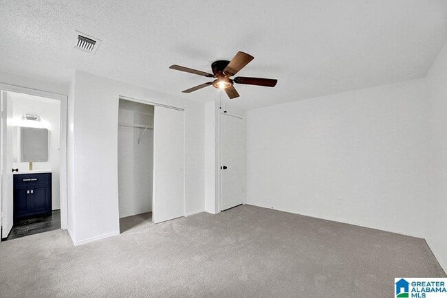 Building Photo - 4713 9th Ave S