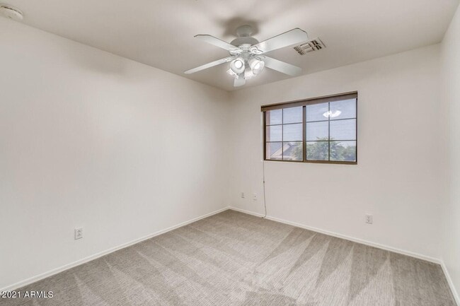 Building Photo - 10310 E Le Marche Dr