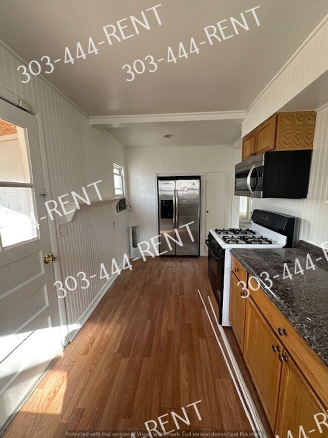 Building Photo - Charming Home in Prime Lakewood Location!