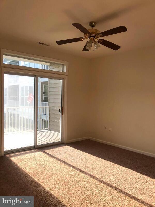 Building Photo - 17432 Slipper Shell Way