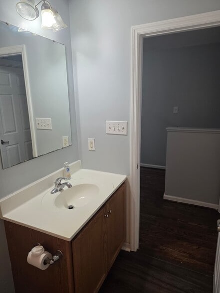 Building Photo - 4407 Driftwood Dr