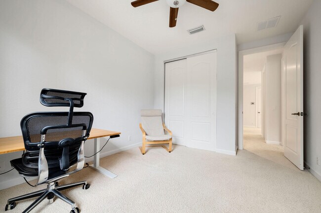 Building Photo - 1214 Merlot Dr
