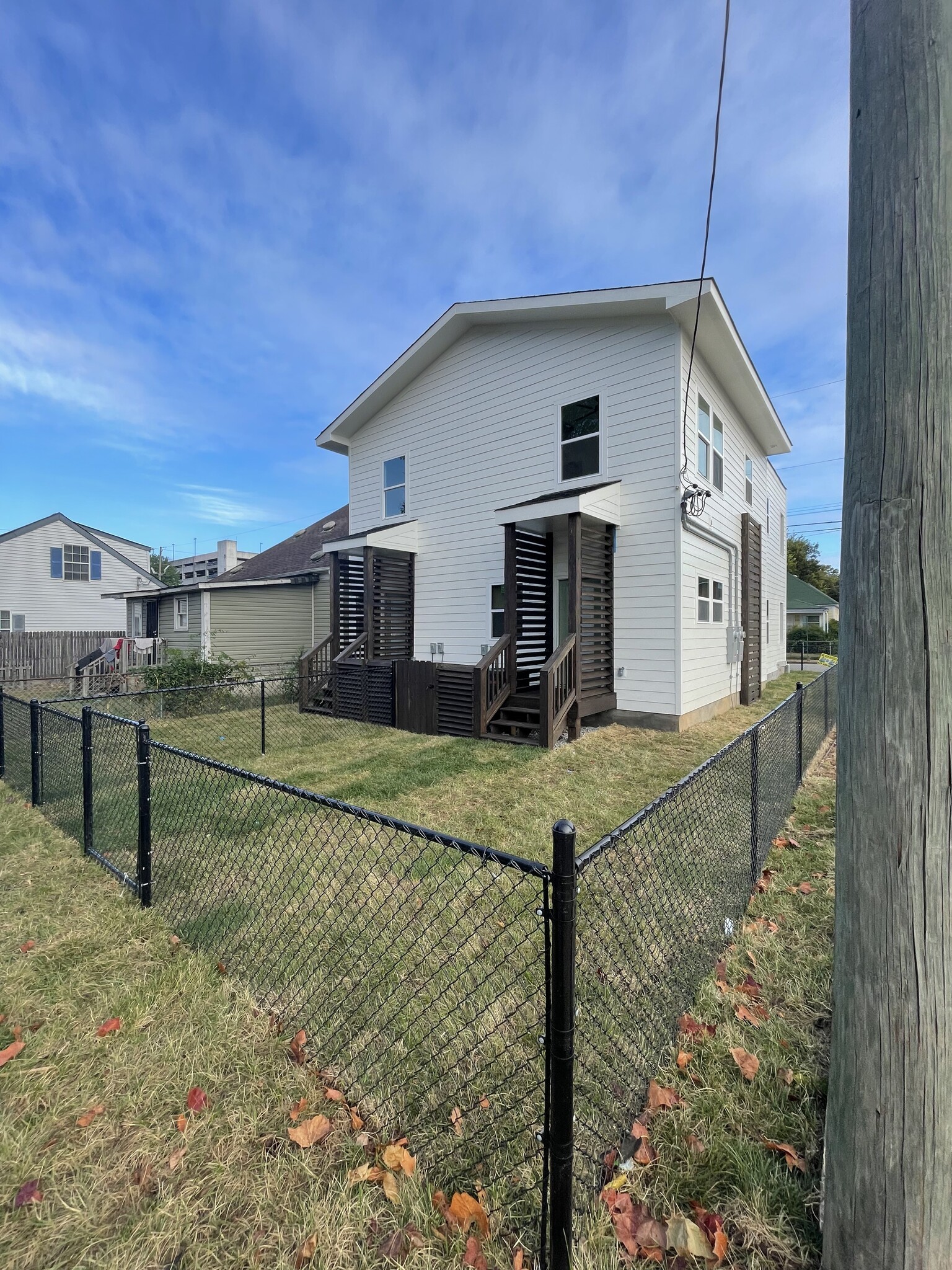 Building Photo - 1124 Garfield St