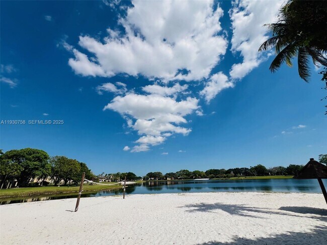 Building Photo - 10670 SW 156th Pl