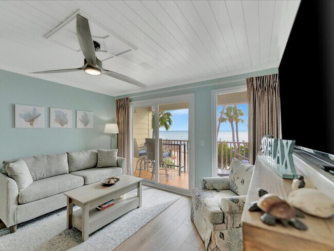 Building Photo - 2506 N Rocky Point Dr