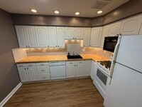 Building Photo - 4000 Gypsy Ln