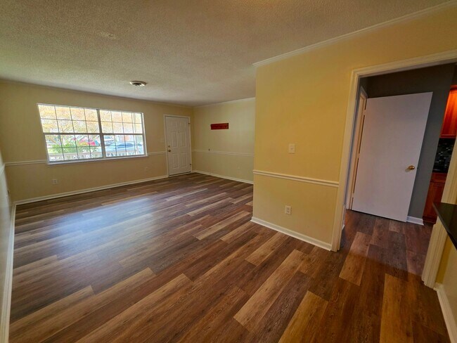 Building Photo - Nicely updated 3 bedroom, 2 bath home with 1-car garage