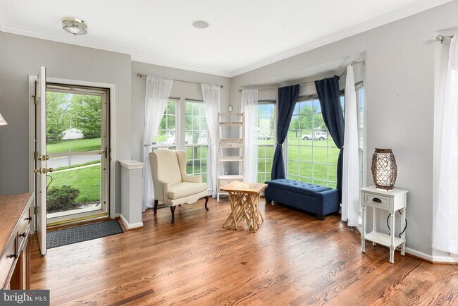 Building Photo - 158 Maloney Terrace