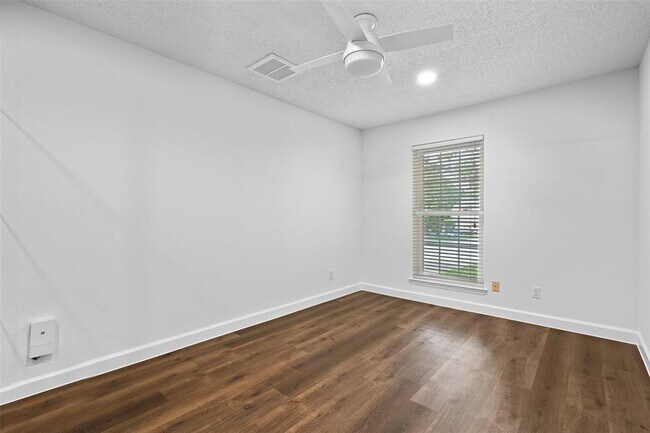 Building Photo - 11550 Gun Fight Ln