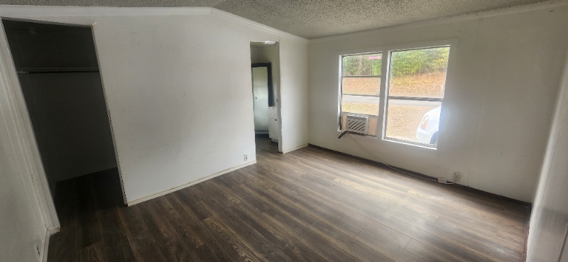 Building Photo - 27511 US-31