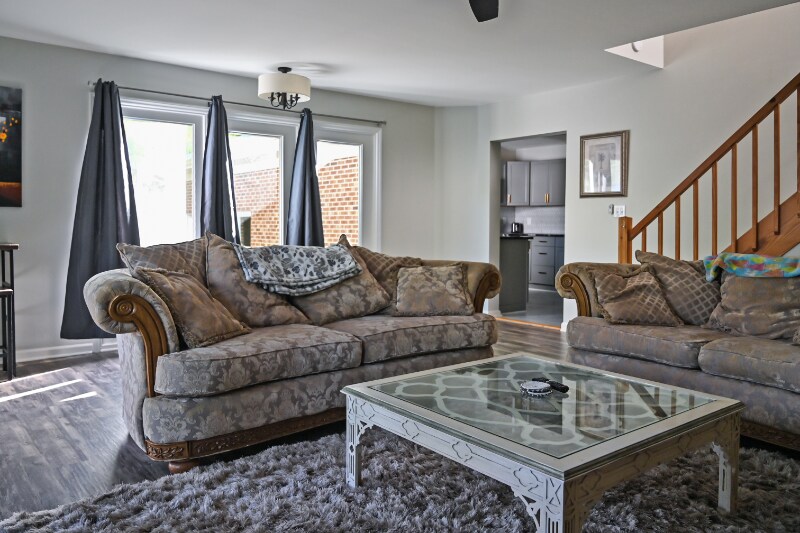Building Photo - 620 Windward Dr