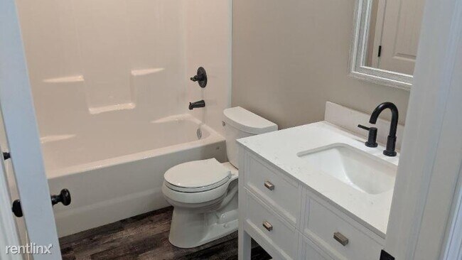 Building Photo - 5 br, 3 bath House - 8808 W. Meadowpark